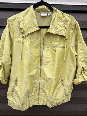 NWOT Size 2 Chico's Lime/Yellow Lightweight Jacket.Great condition. A must have